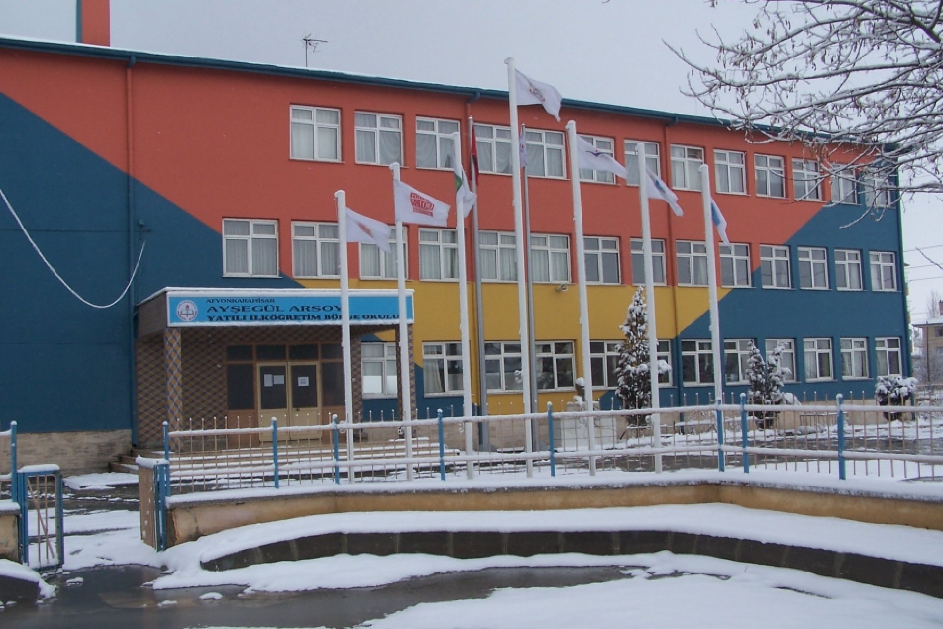 AFYONKARAHİSAR MERKEZ AYŞEGÜL ARSOY İLKÖĞRETİM OKULU İNŞAATI 